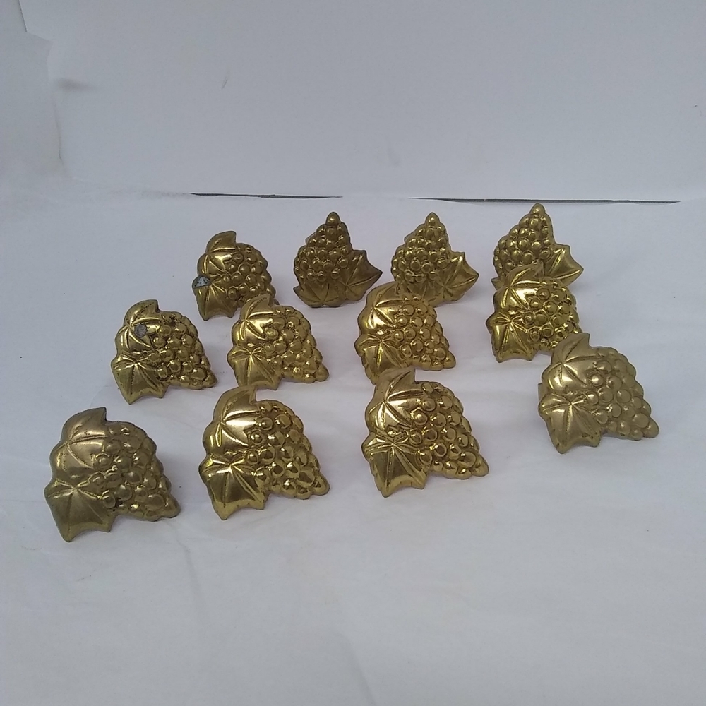 Napkin Rings Grapes Cluster Solid Brass  Holders Dinning Ware 12 Pc. Set 2"